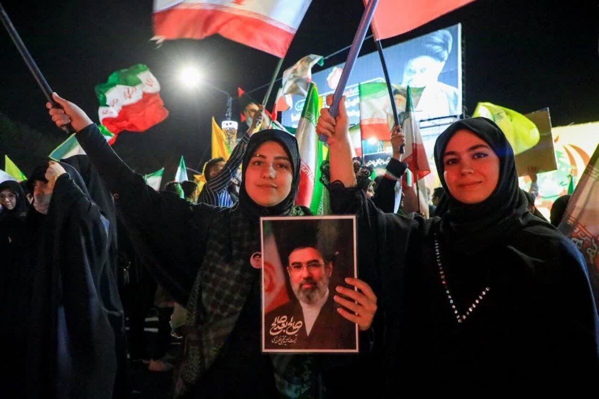 مشهد؛ پایتخت بین&zwnj;المللی مقاومت اسلامی | تجلیل از حزب&zwnj;الله لبنان در میدان دکتر شریعتی