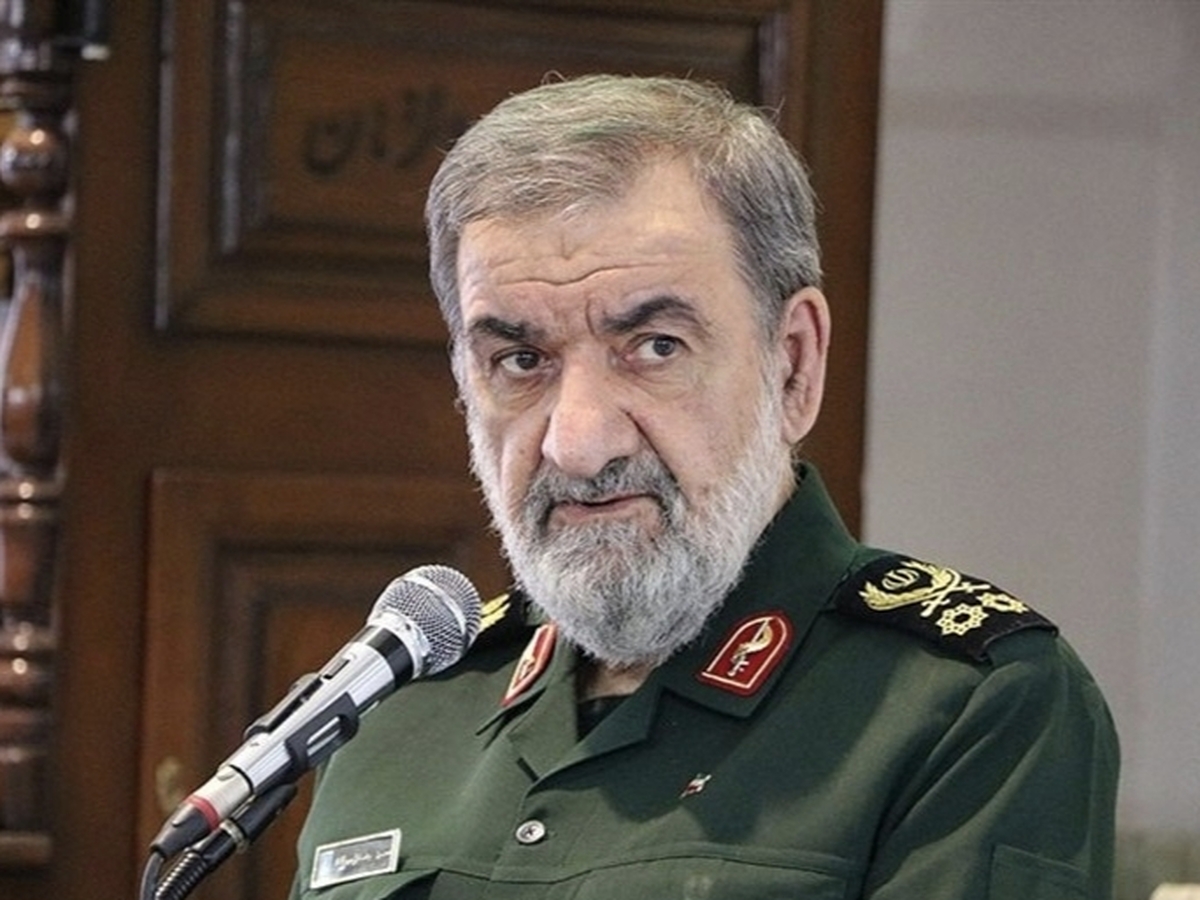 سرلشکر رضایی: تنگه هرمز را به هیچ وجه رها نمی&zwnj;کنیم