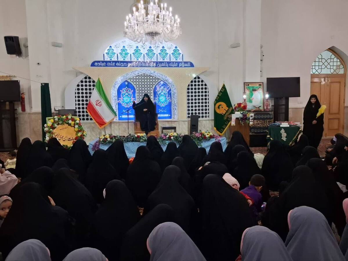 بانوان اردو زبان مهمان ویژه برنامه &laquo;شمس الشموس&raquo; شدند