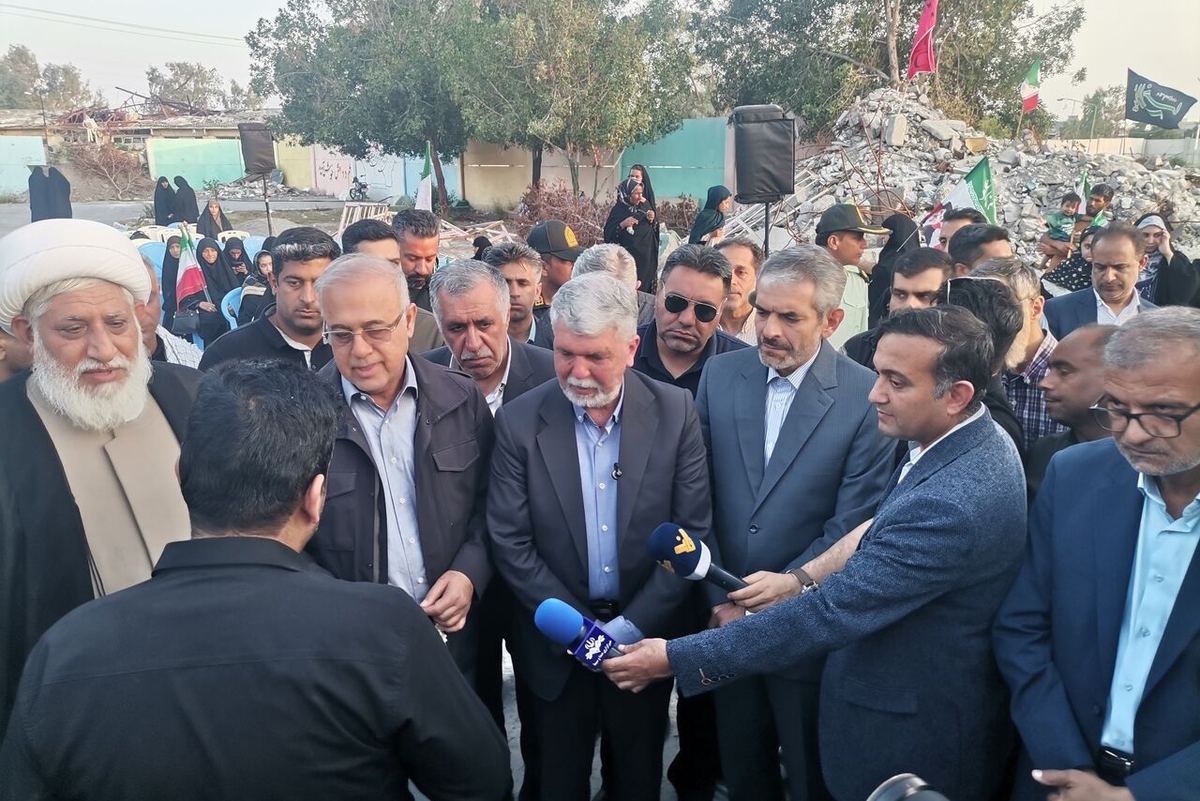 وزیر فرهنگ و ارشاد اسلامی: حضور در مدرسه شجره طیبه میناب شبیه زیارت کربلاست