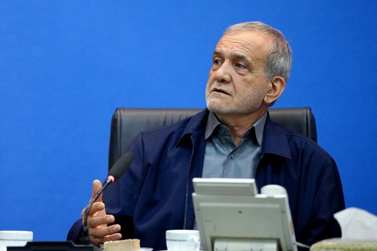 رئیس‌جمهور: دستور جمع‌کردن شرکت‌های پیمانکاری را صادر کردم
