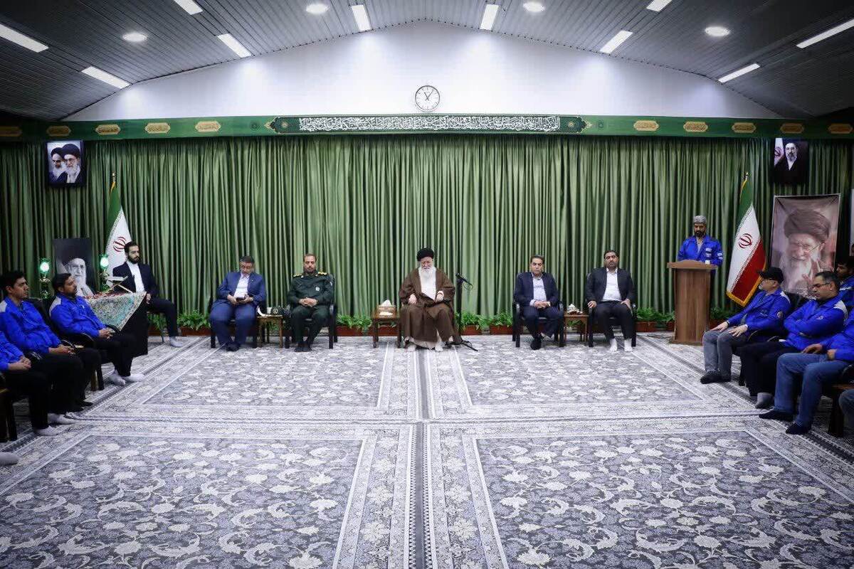 آیت&zwnj;الله علم&zwnj;الهدی: تعدیل نیروی کار خلاف قانون، شرع و انسانیت است | مسئولان استانی اجازه تعدیل نیرو را به هیچ کارخانه&zwnj;ای ندهند
