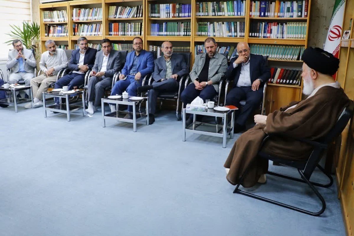 آیت&zwnj;الله علم&zwnj;الهدی: اقدامات شورای ششم در حاشیه شهر و خط سوم مترو قابل تقدیر است | تکمیل طرح&zwnj;های نیمه&zwnj;تمام در اولویت مدیریت شهری باشد