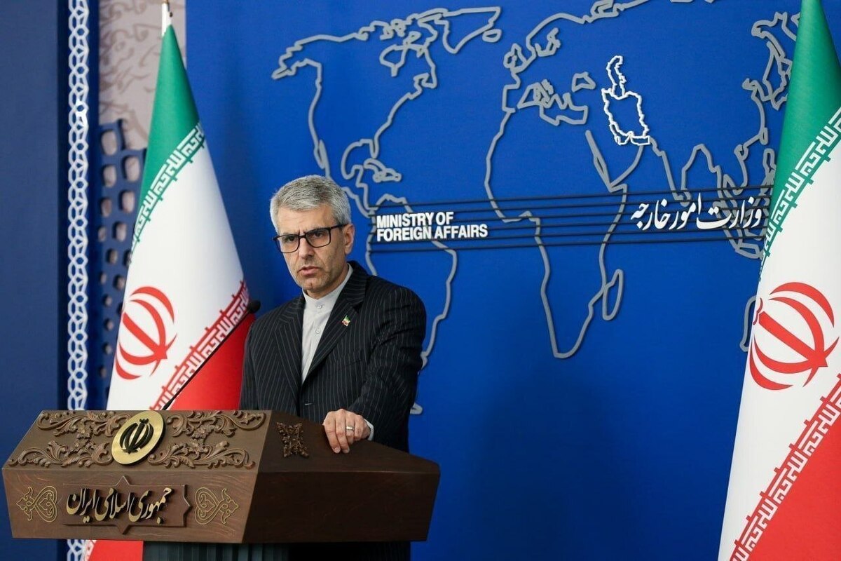 بقایی: شکاف و اختلاف بین متحدین آمریکا پس از حمله به ایران ایجاد شد | واکنش ایران به احتمال ورود ناو&zwnj;های آمریکا به تنگه هرمز (۱۴ اردیبهشت ۱۴۰۵)