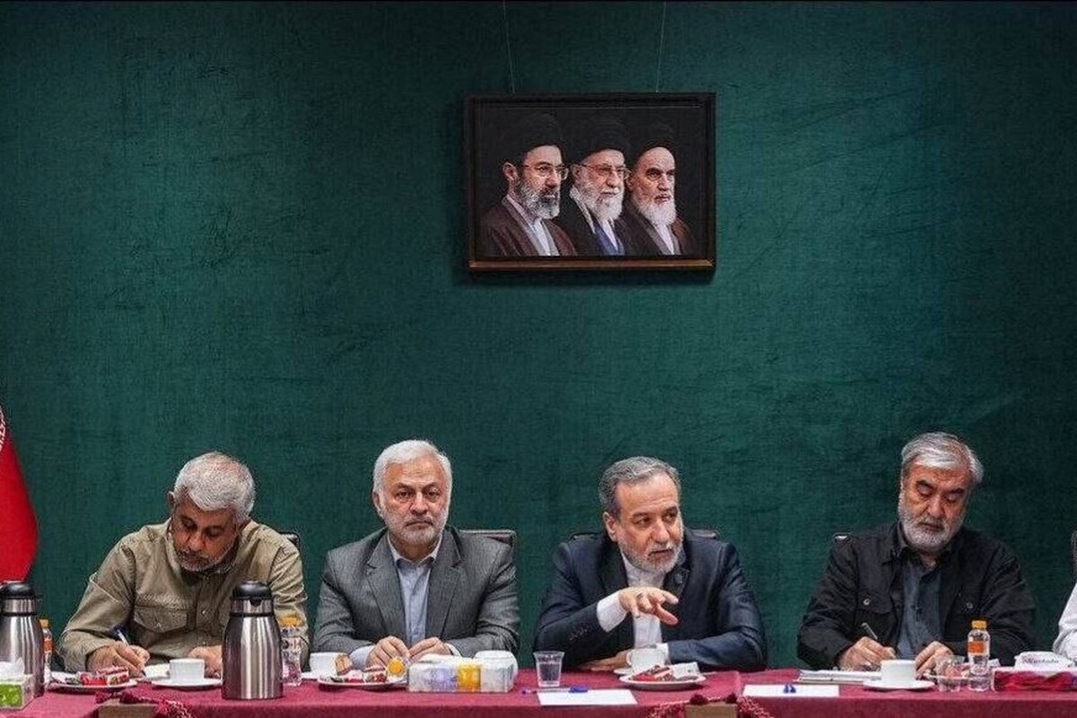 وزیر امور خارجه کشورمان به اعضای کمیسیون امنیت ملی مجلس در مورد تحولات مذاکرات ایران و آمریکا گزارش داد
