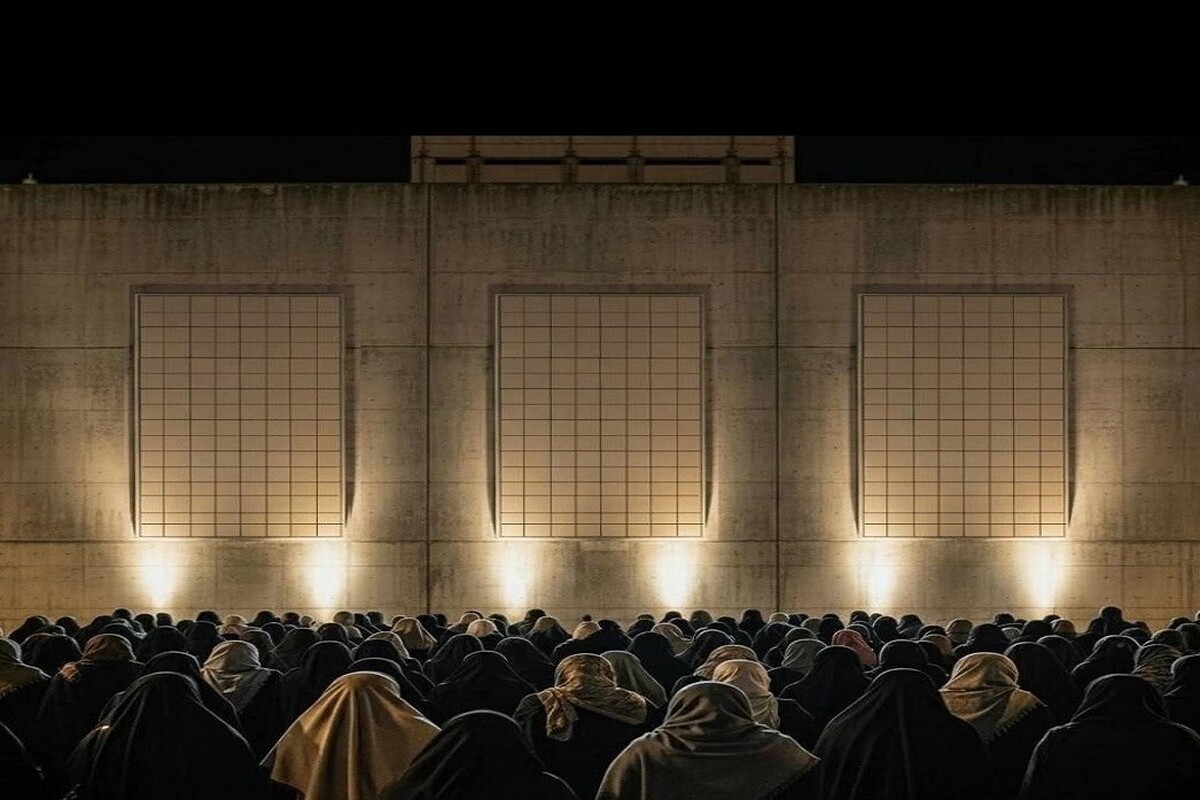 خلق یک تابلوی هنری توسط ۳۱۳ نفر بانوی ایرانی در پایتخت
