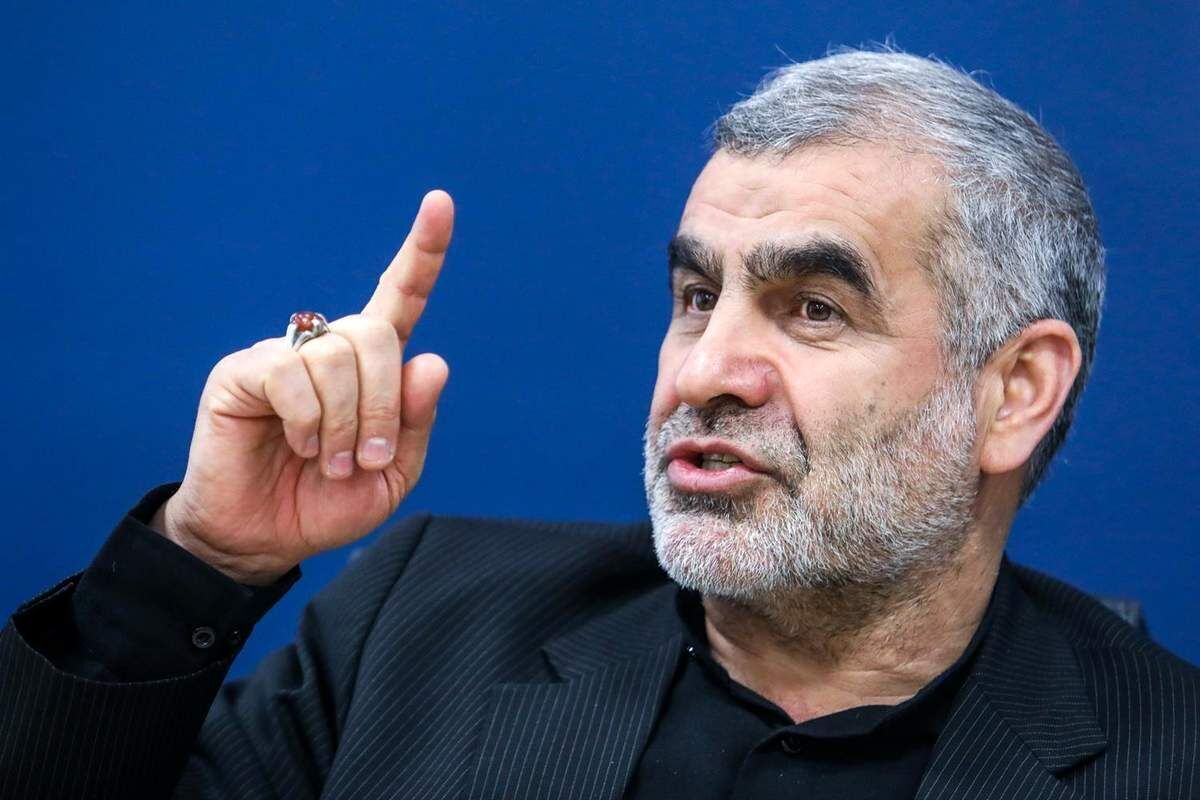 نیکزاد: خواب آمریکا در ایران تعبیر نخواهد شد