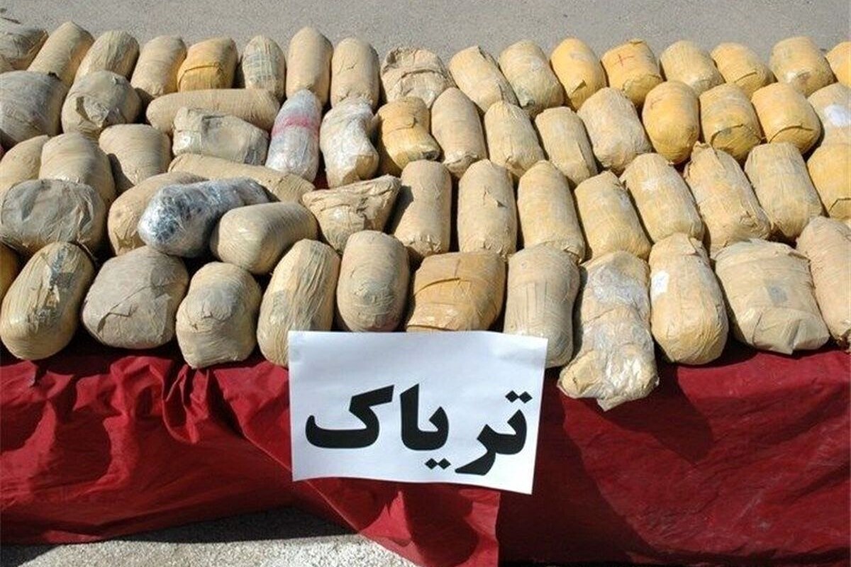 کشف ۱۶۳ کیلوگرم تریاک در اتوبوس کرمان-زاهدان