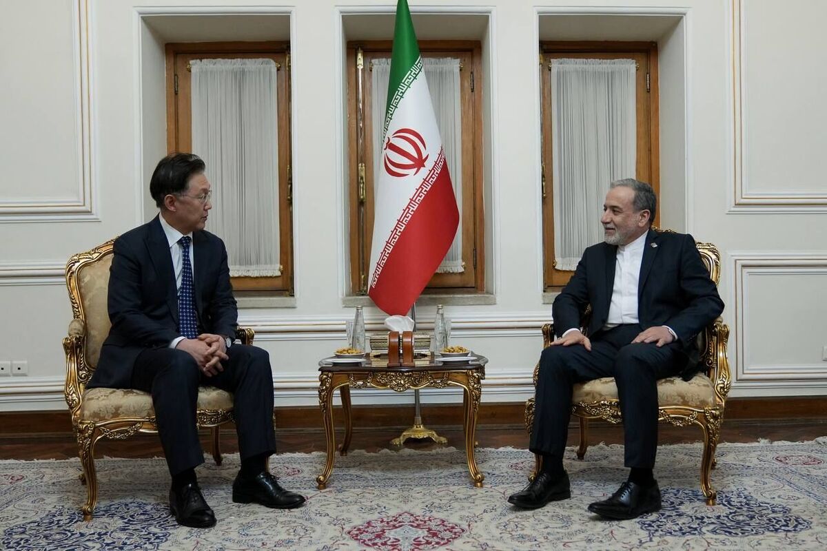 وزیر امور خارجه: مسئولیت پیامد&zwnj;های ناشی تدابیر ایران در تنگه هرمز بر عهده طرف&zwnj;های متجاوز است