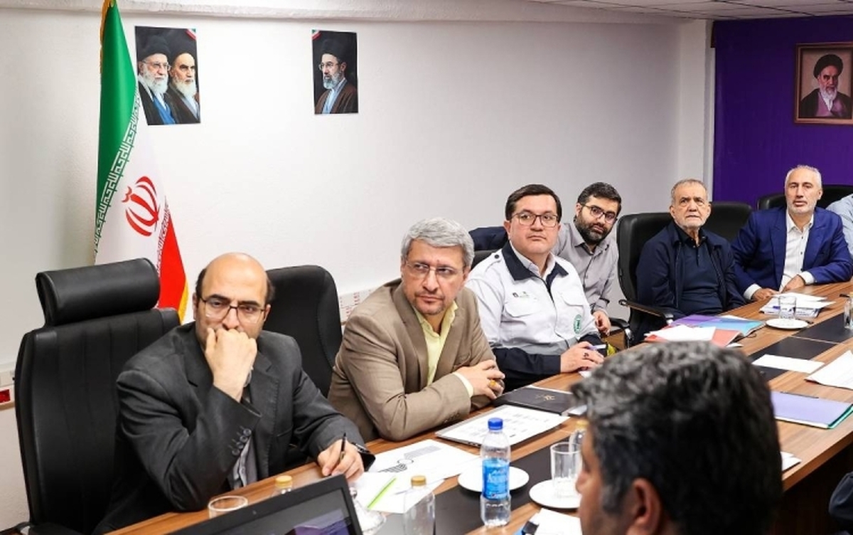 رئیس جمهور: سخن از مذاکره نه به معنای تسلیم که با هدف احقاق حقوق ایران است