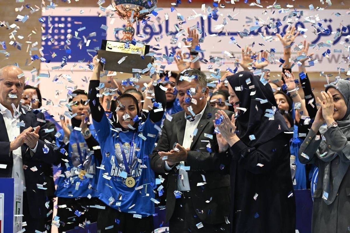 قهرمانی تیم فوتسال بانوان استقلال+عکس