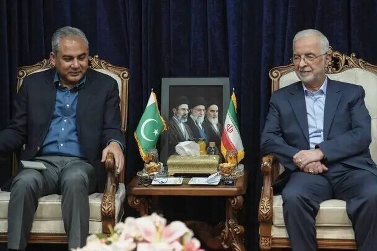ایران و پاکستان برای تسهیل مبادلات تجاری توافق کردند