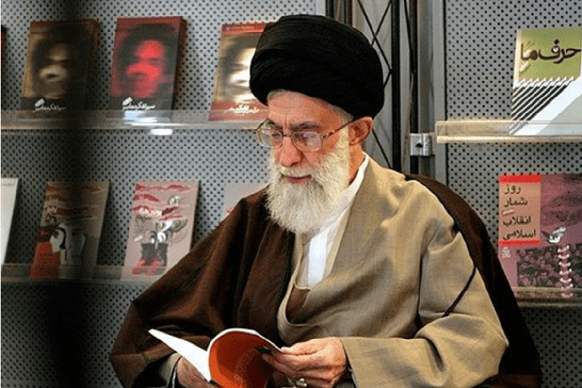 تکذیب رسمی یک شعر منتسب به رهبر شهید انقلاب