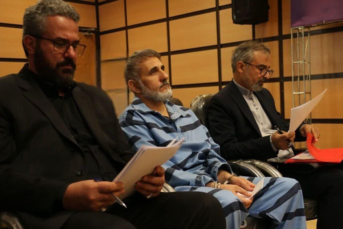 دادگاه رسیدگی به اتهامات صادق ساعدی&zwnj;نیا برگزار شد + فیلم (۲۷ اردیبهشت ۱۴۰۵)