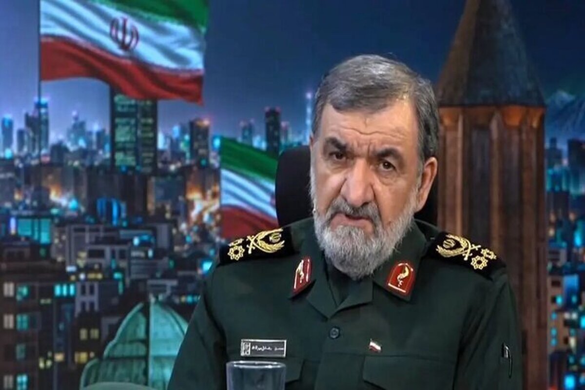 کنایه سرلشکر رضایی به ترامپ: خودش ضرب الاجل می&zwnj;دهد، خودش لغو می&zwnj;کند