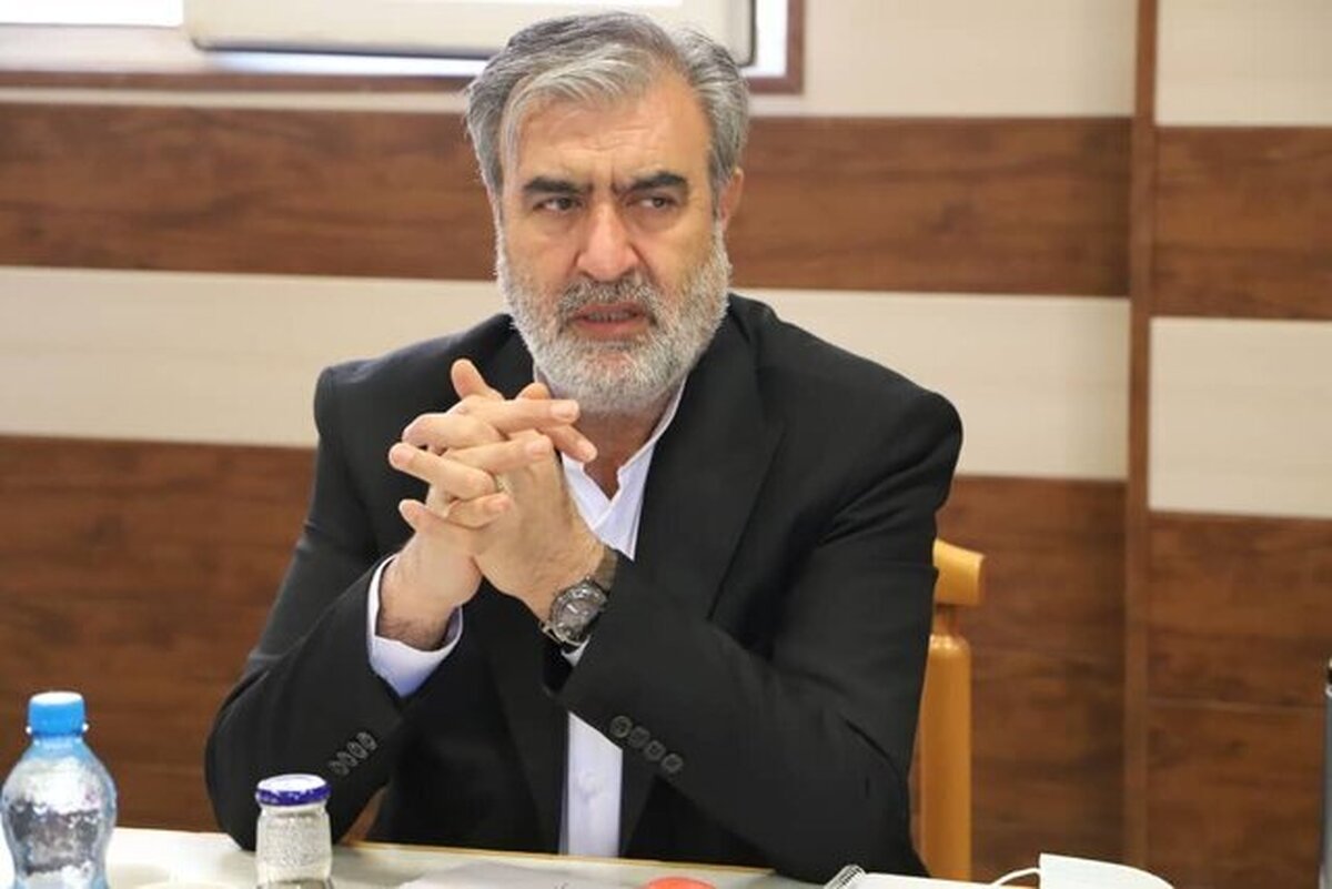 عزیزی: تنگه هرمز تا ابد اهرم استراتژیک ملت ایران است