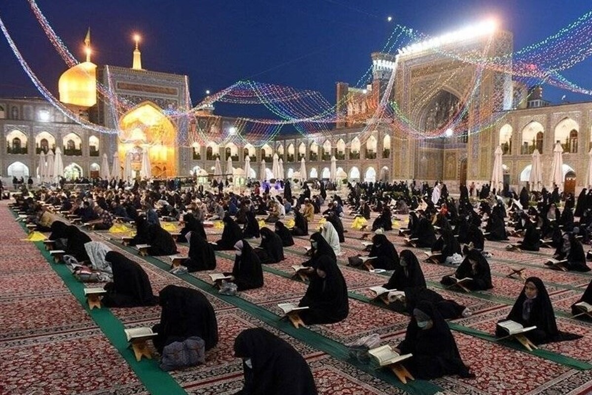 اعلام برنامه‌های قرآنی حرم مطهر رضوی همزمان با ایام دهه کرامت (۳ اردیبهشت ۱۴۰۵)