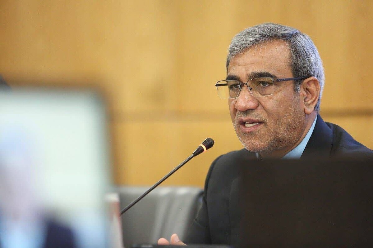 استاندار خراسان رضوی: اخلال در بازار در شرایط جنگی هم&zwnj;ردیف همکاری با دشمن است | قیمت&zwnj;گذاری باید واقعی و منصفانه باشد + فیلم