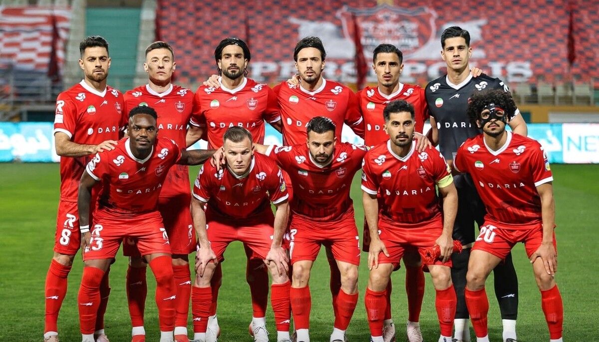 بازیکنان پرسپولیس علیه تصمیم گیران فدراسیون فوتبال: لیگ را ادامه بدهید
