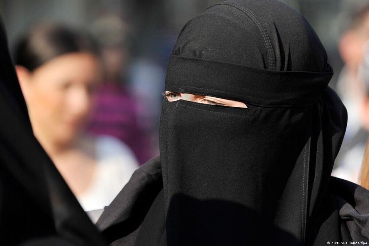 زنان در اتریش به دنبال احقاق حق حجاب هستند
