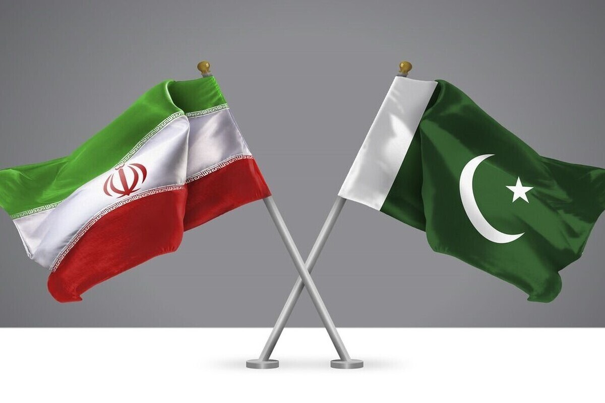 نخست&zwnj;وزیر پاکستان با رئیس&zwnj;جمهور کشورمان تماس تلفنی برقرار کرد