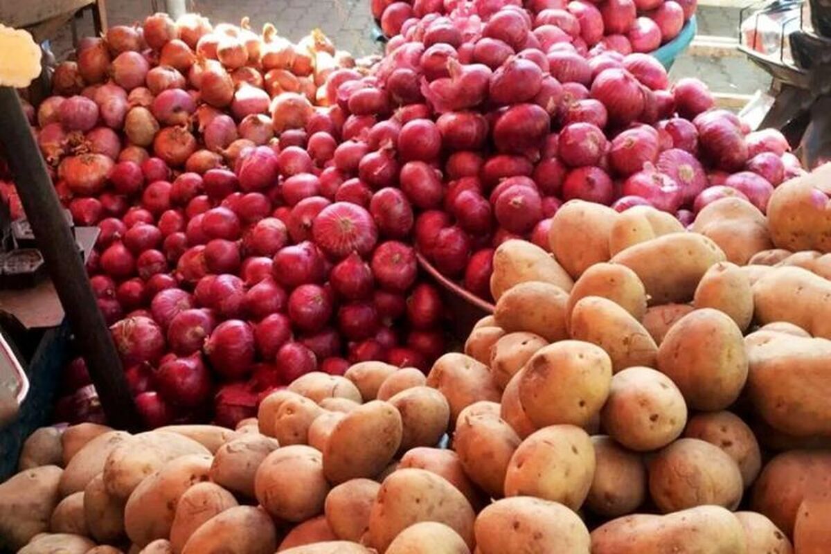 سیب&zwnj;زمینی، پیاز، گوجه&zwnj;فرنگی و خیار را در مشهد کیلویی چند بخریم؟ (۱۰ خرداد ۱۴۰۵)