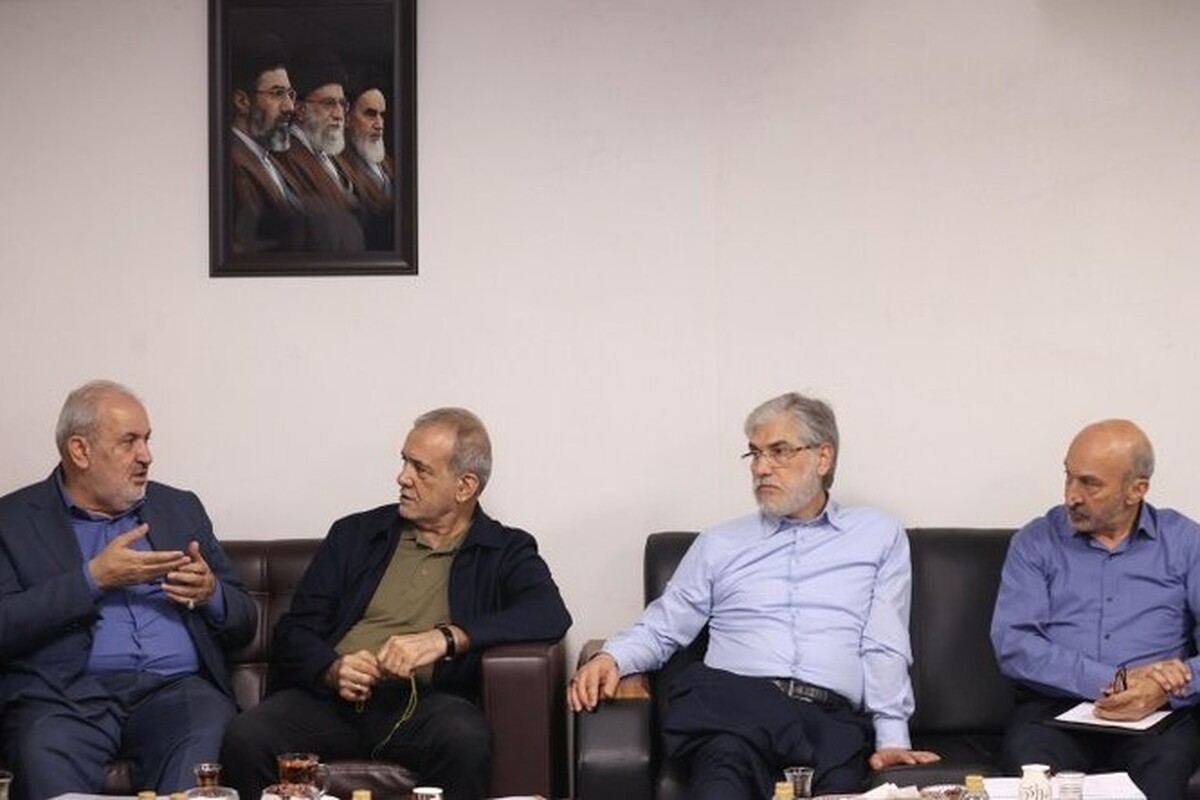 با دستور پزشکیان احکام اجرایی ۳۲ راهبرد مدیریت بحران آب به دستگاه&zwnj;های مسئول ابلاغ شد