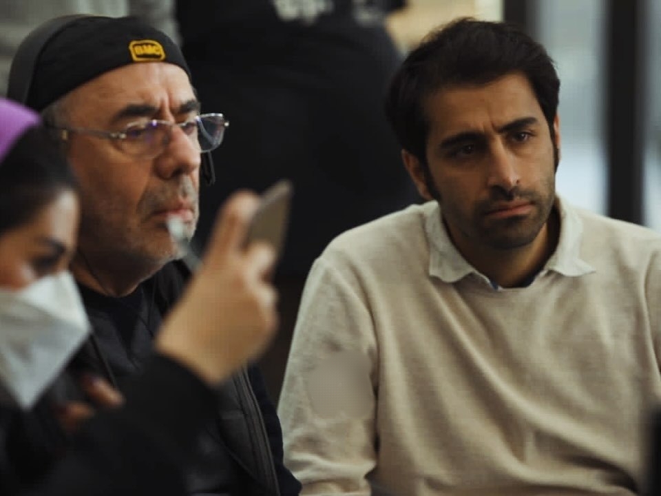 تصاویری جدید از پشت صحنه سریال «بی‌عاطفه»