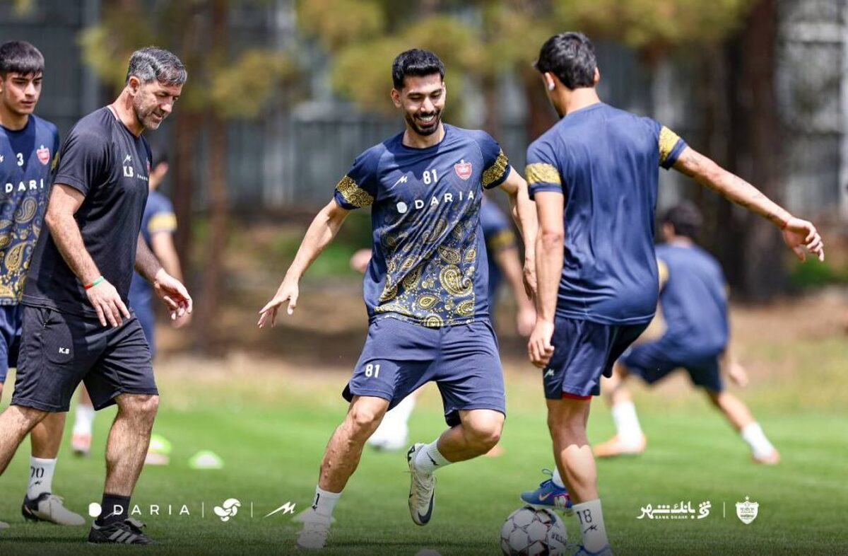 برگزاری تمرینات پرسپولیس با حضور کریم باقری