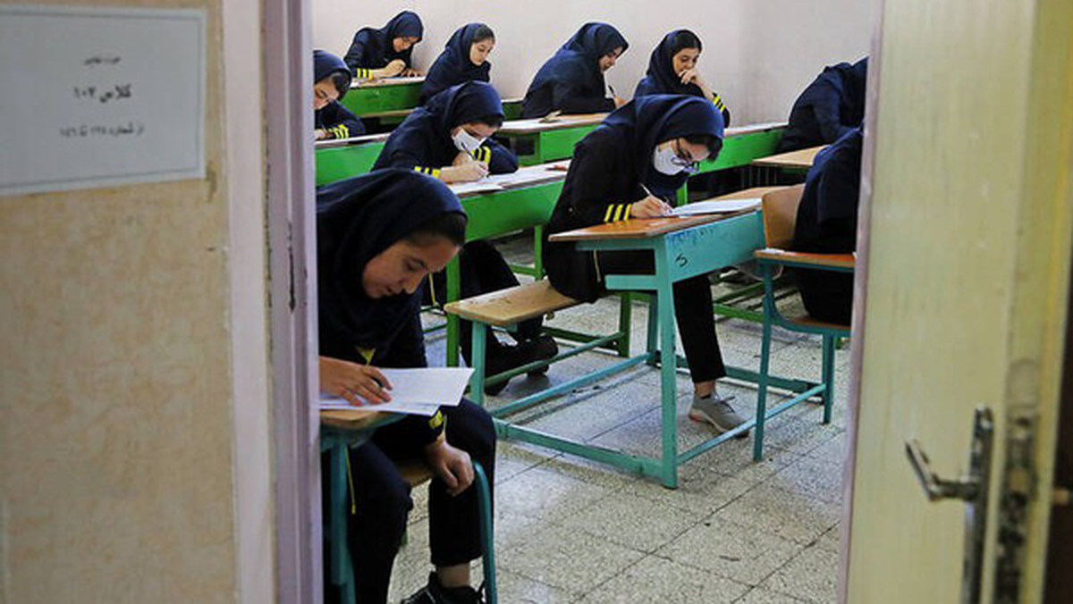 دانش&zwnj;آموزان پایه یازدهم چه دروسی را باید امتحان دهند؟