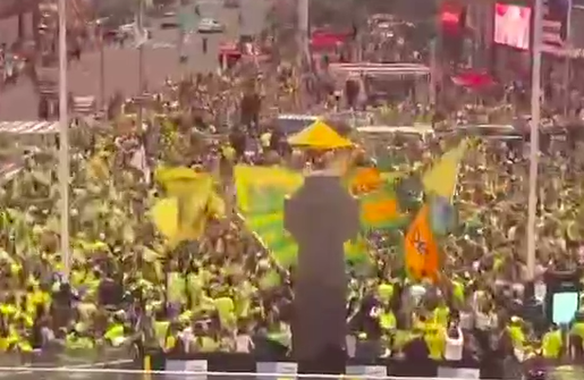 ویدئو| آمریکا رنگ و بوی برزیل گرفت؛ جشن هواداران سلسائو پیش از اولین بازی