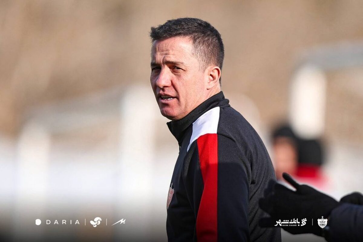 اوسمار به تهران برگشت؛ سرمربی پرسپولیس هدایت تمرینات را برعهده گرفت + عکس