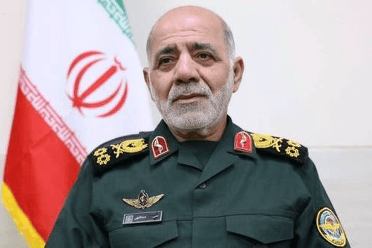 فرمانده قرارگاه مرکزی حضرت خاتم الانبیاء (ص):  فرزندان ملت در نیرو&zwnj;های مسلح &laquo;دست به ماشه&raquo; آماده شلیک به قلب دشمن هستند