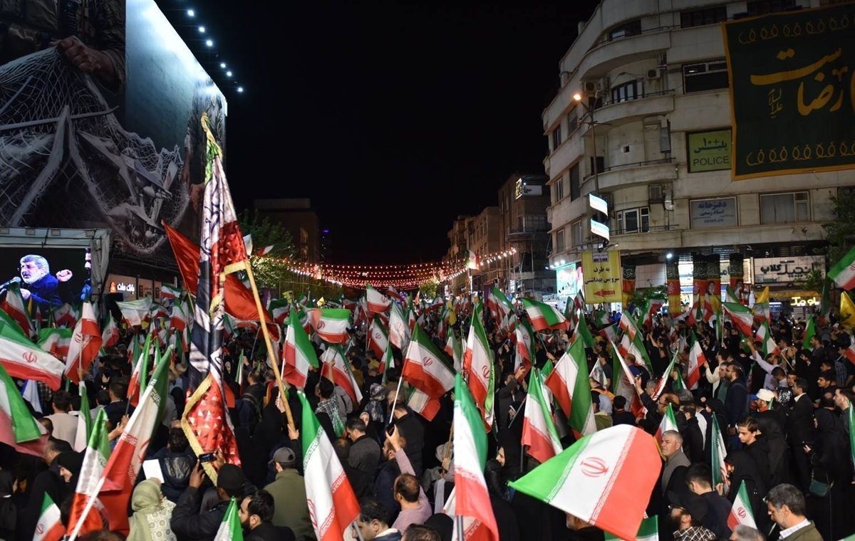 مراسم عزاداری دهه اول محرم به نیابت از قائد شهید امت در میدان انقلاب برگزار می‌شود