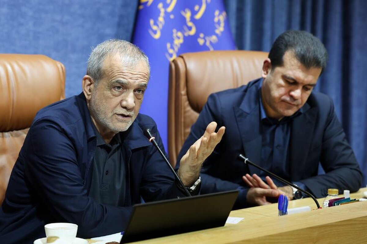 رئیس جمهور: توسعه کشور با نخبگان خلاق و ریسک‌پذیر محقق می‌شود، نه با روزمرگی اداری