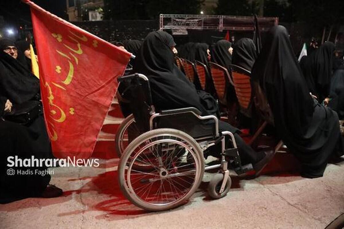 ویدیو| حال و هوای محرم در موکب فاطمیون مشهد؛ صدای حق و حقیقت امام حسین (ع) شنیدنی است