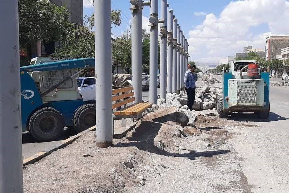 جابه&zwnj;جایی ایستگاه مسیر ویژه خط یک BRT در میدان فجر مشهد