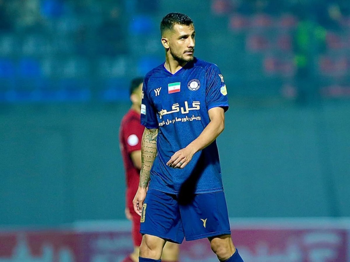 تردید پرسپولیس در جذب تیکدری