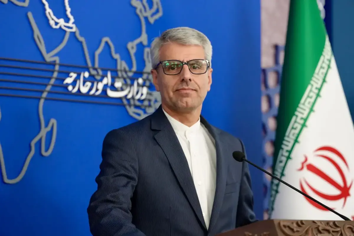 بقایی: هیچ توافق قریب الوقوعی برای امضا در کار نیست | دستگاه دیپلماسی هم در تصمیم‌سازی نقش دارد و هم در اجرا (۴ خرداد ۱۴۰۵)