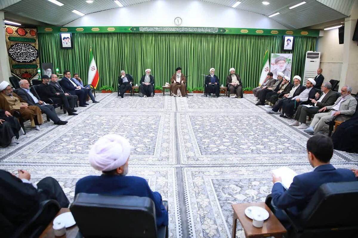 آیت&zwnj;الله علم&zwnj;الهدی: برنامه&zwnj;های عید غدیر با محوریت اثرگذاری فرهنگی اجرا شود | ضرورت تبیین نقش مبنایی امام خمینی (ره) در پیروزی انقلاب