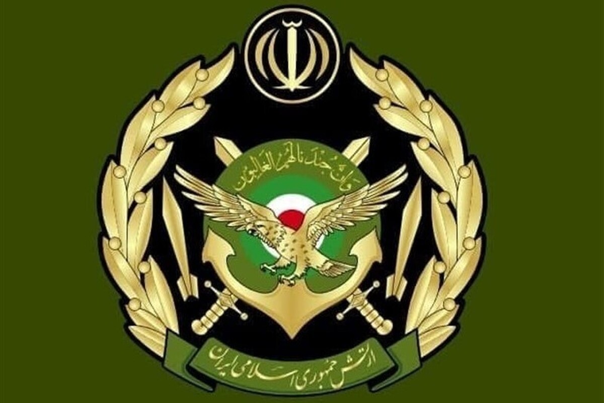 ارتش ریزپرنده دشمن را حوالی قشم منهدم کرد (۸ خرداد ۱۴۰۵)