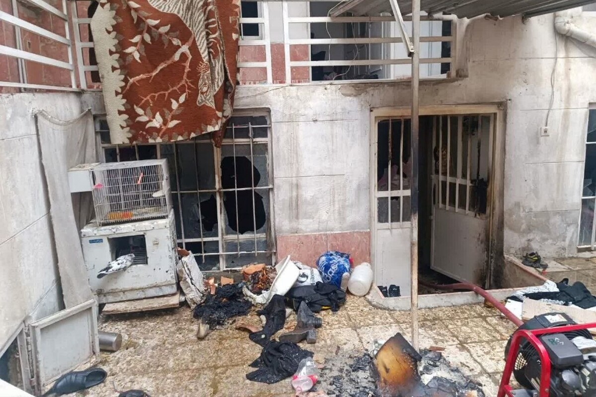 انفجار منزل مسکونی در طبرسی مشهد باعث سوختگی شدید مرد جوان شد + عکس (۹ خرداد ۱۴۰۵)