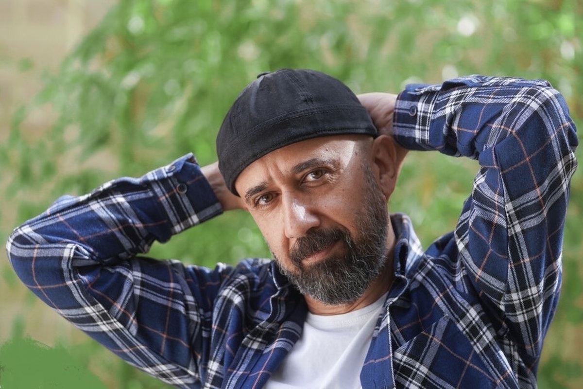 علی میرمیرانی، مجری: ضربات اجتماعی از موشک و بمب کاری&zwnj;تر است + عکس