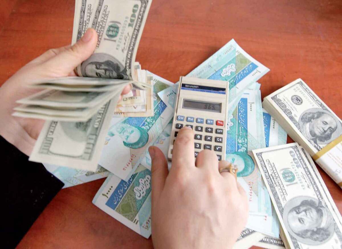 تغییر نرخ بهره بانکی در شرایط تورمی اجتناب‌ناپذیر است