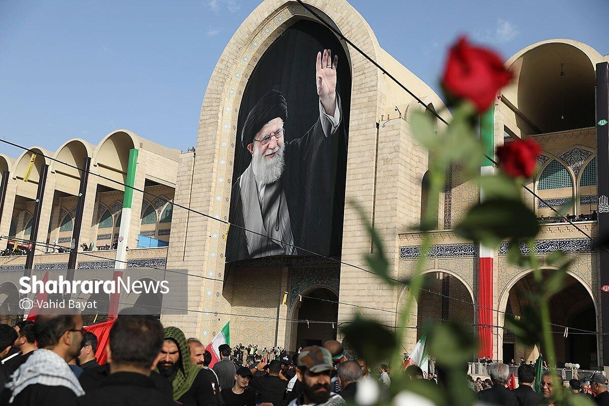 ویدئو | حضور فرزندان رهبر شهید انقلاب در مصلای امام خمینی(ره) تهران