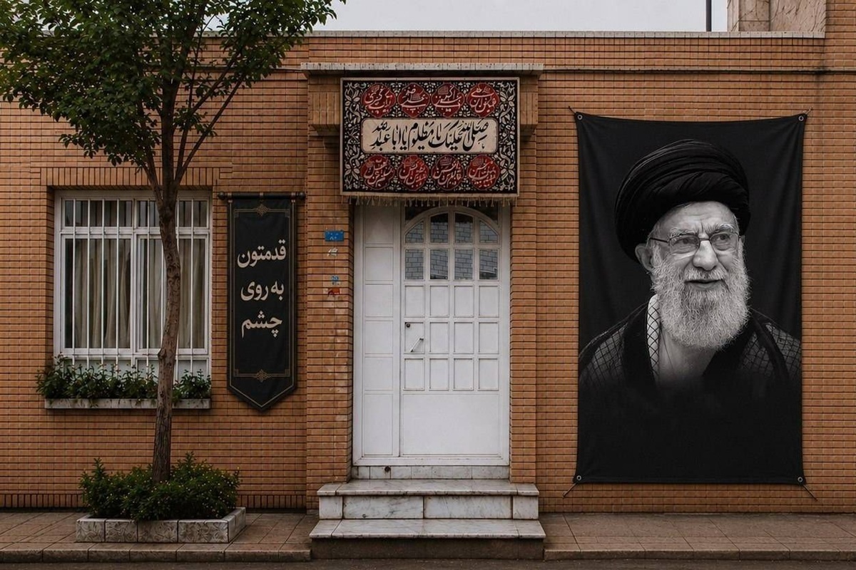 آغاز پویش «هر خانه یک حسینیه» | دعوت از مردم مشهد برای میزبانی از زائران مراسم وداع با رهبر شهید انقلاب