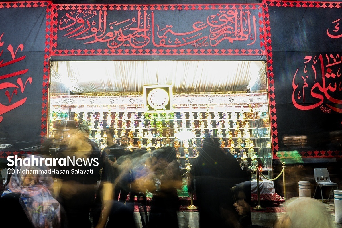 یک میلیون پرس غذا، ۲ میلیون بطری آب و ۳۰۰ موکب | تمهیدات بنیاد برکت برای مراسم تشییع رهبر شهید در مشهد + فیلم