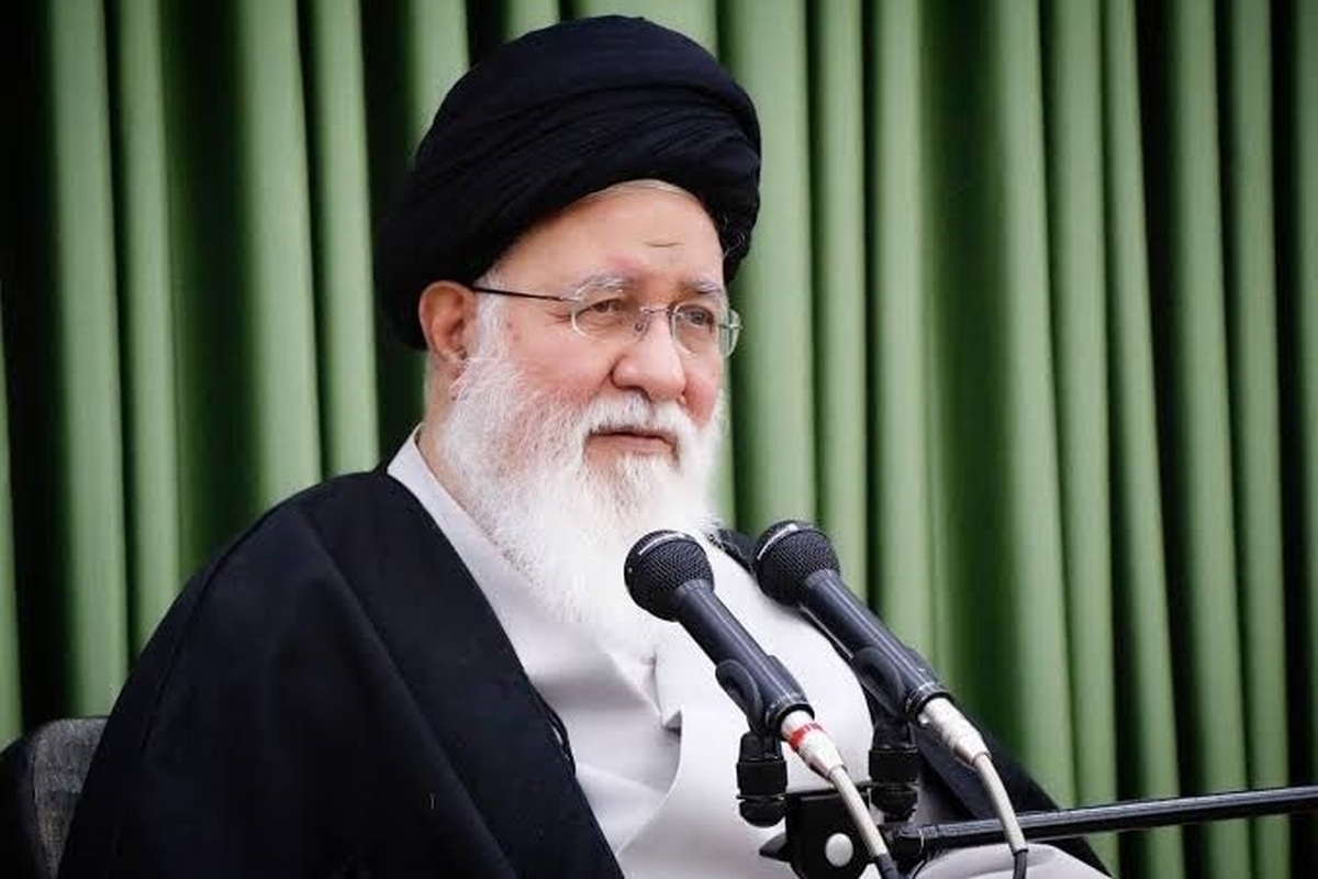 روایت آیت‌الله علم‌الهدی از ویژگی‌های برجسته و سابقه ۳۰ ساله حضرت آیت‌الله سید مجتبی خامنه‌ای + ویدئو