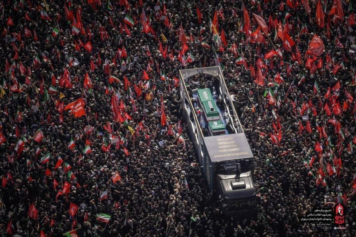 اطلاعیه دفتر ایت آلله مکارم شیرازی درباره تاخیر در برگزاری مجلس ختم رهبر شهید انقلاب
