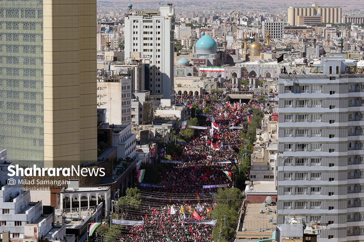 برآوردها از شرکت حدود ۴۱ تا ۴۳ میلیون نفر در بزرگترین تشییع تاریخ جهان حکایت دارد